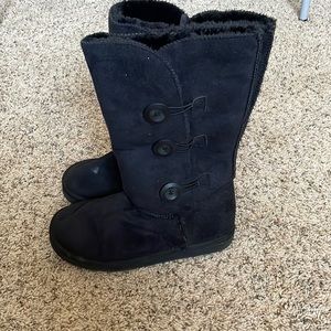 Black mid calf fuzzy boots with buttons- worn once